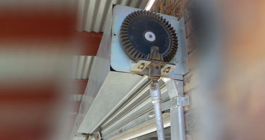 Gear Shutter Installation